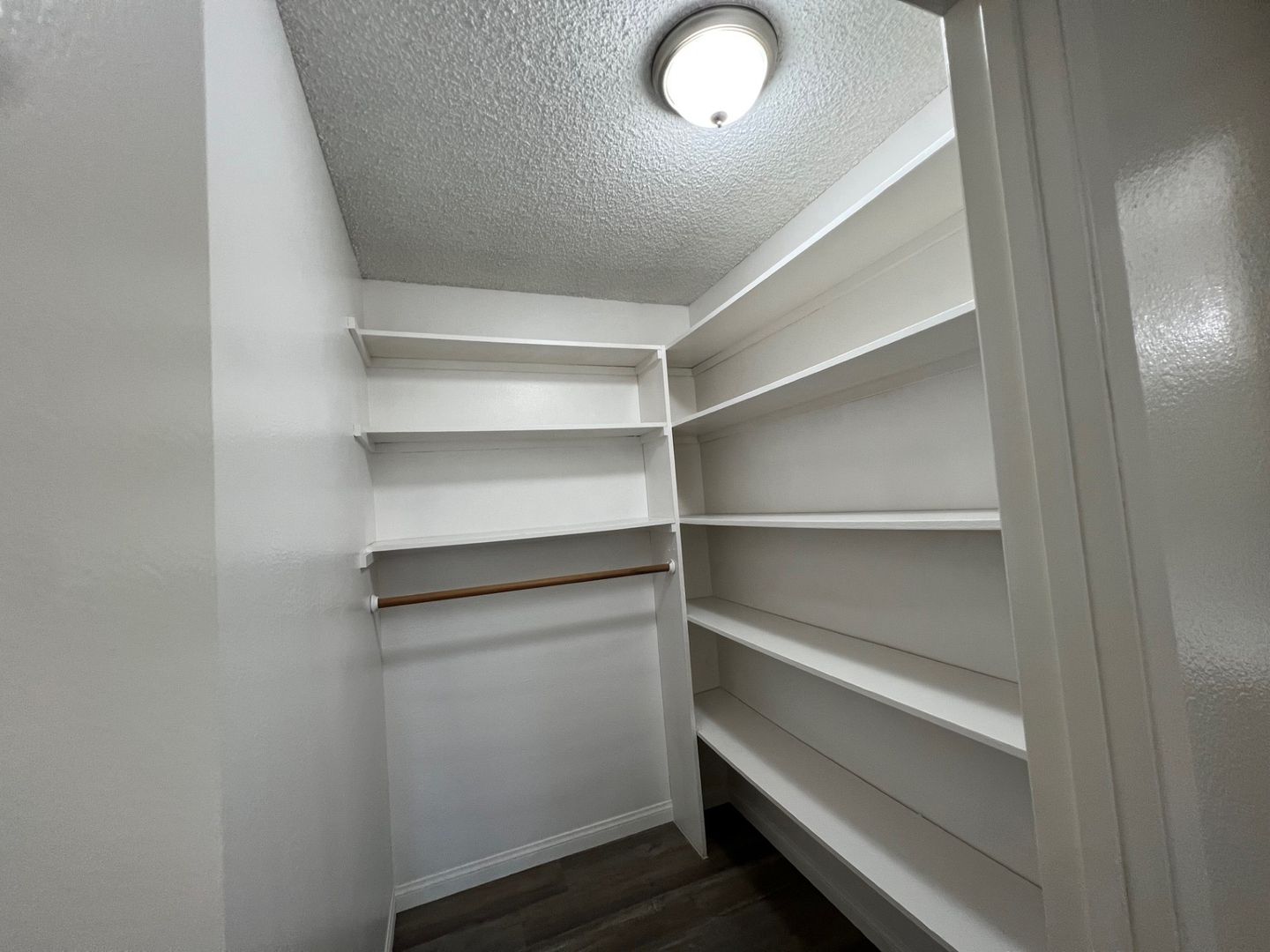 Raintree Garden Apartments 5 of 12
