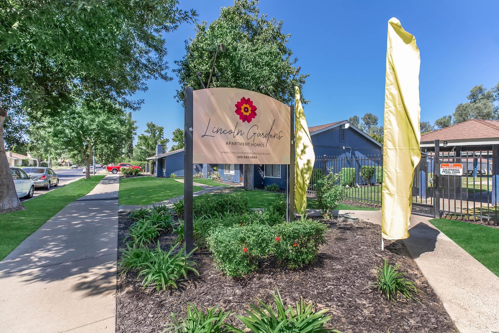 Merced Apartment: 1287 Loughborough Dr.