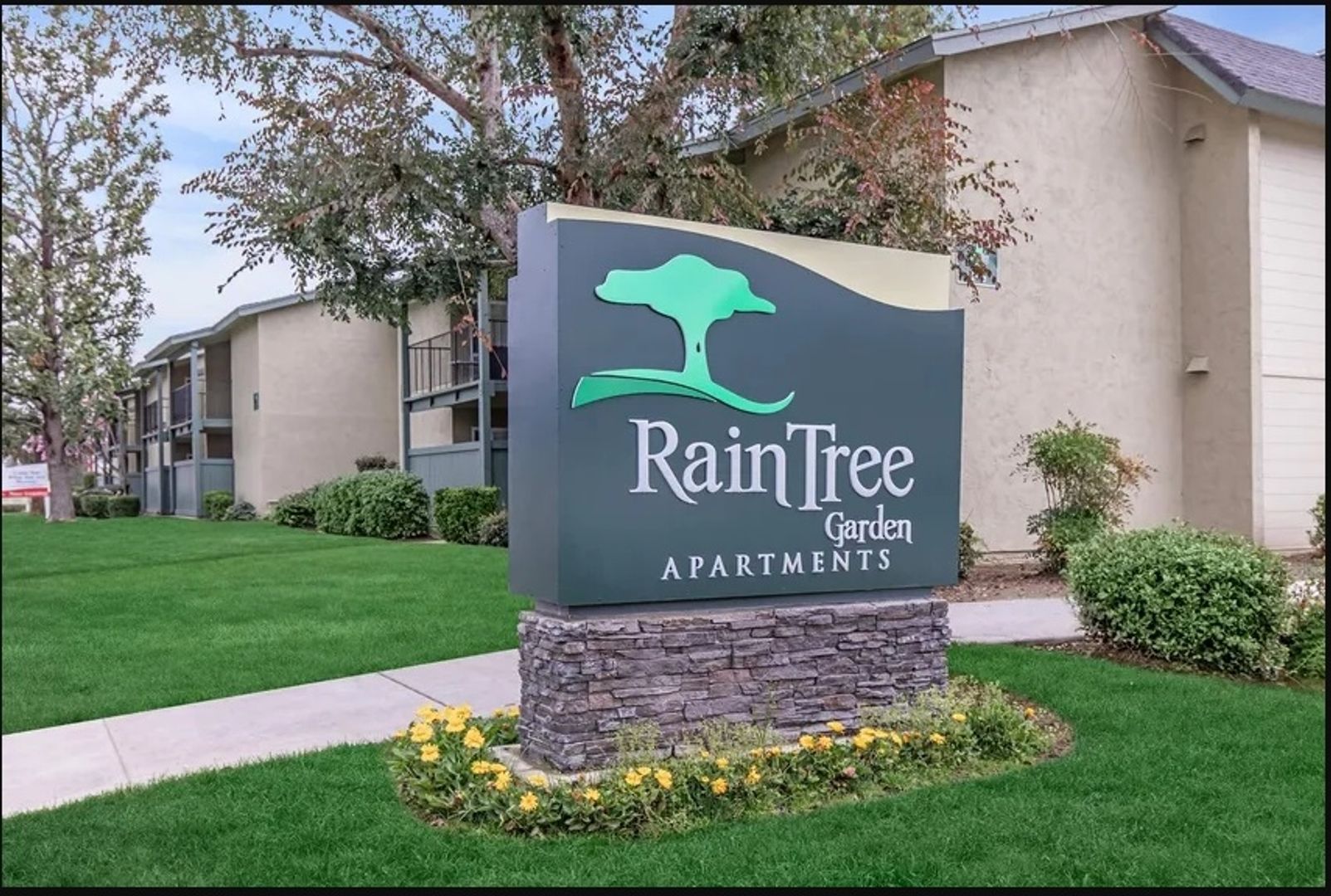 Bakersfield Apartment: 5051 Ming Ave.