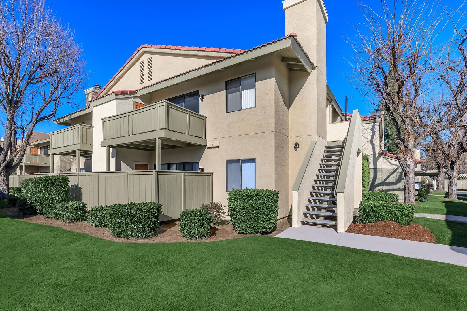 Bakersfield Apartment: 4510 Pebble Creek Drive