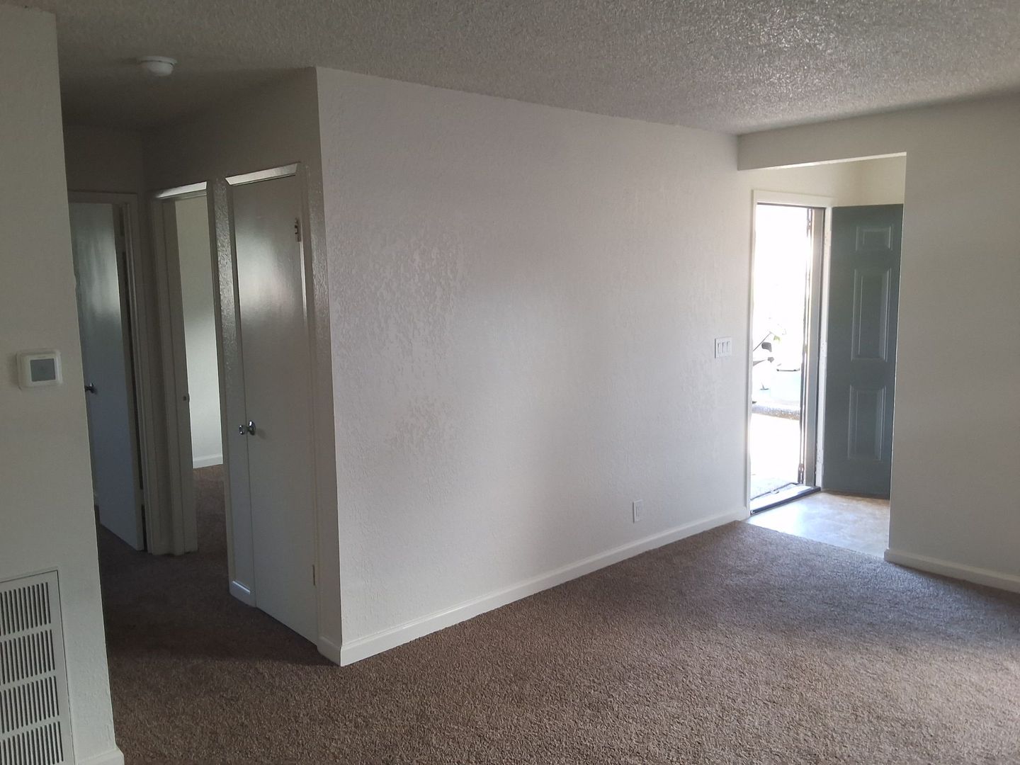 Fresno Apartment: 4760 E. Butler