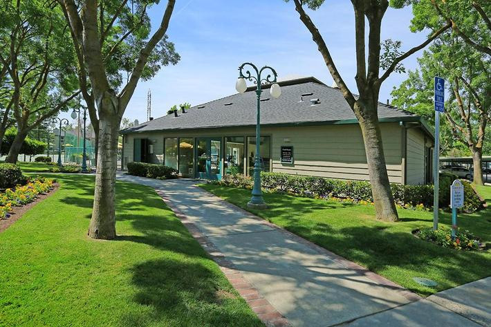 Lobby at Summer Place