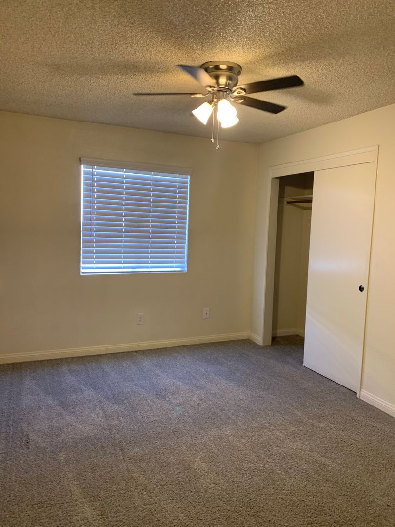Bakersfield Apartment: 2500 Dracena Street