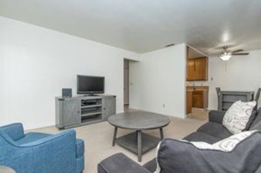 8200 Kroll Way, #354, Bakersfield, CA 93311