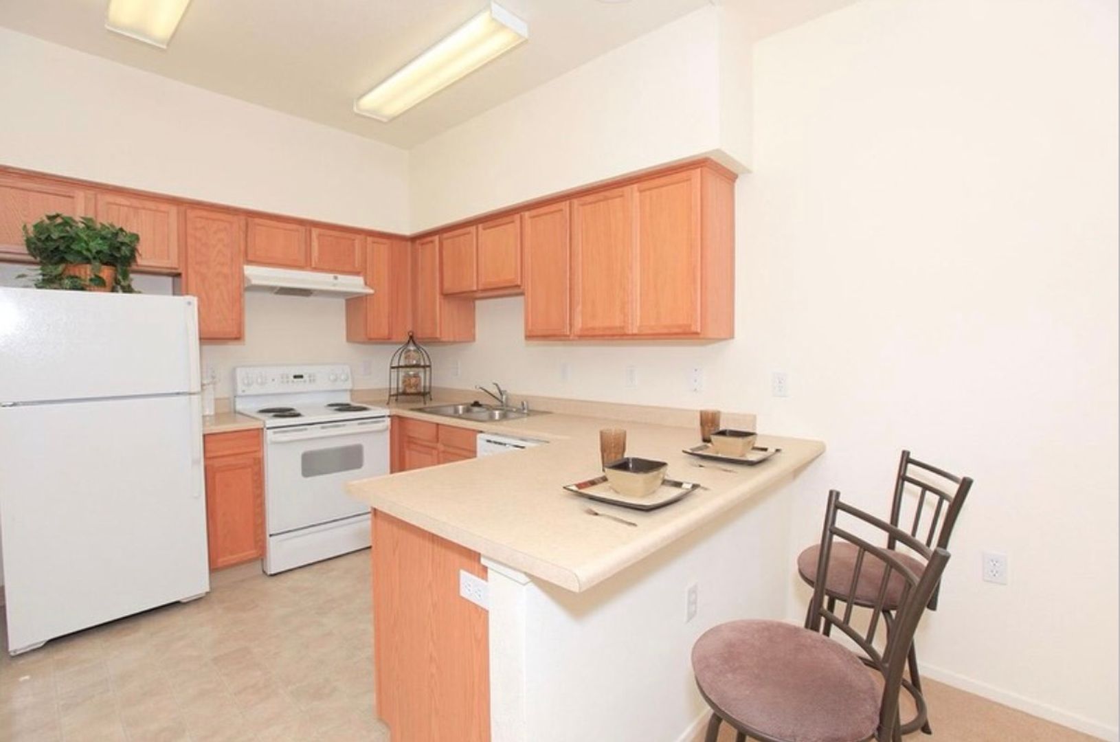 Fresno Apartment: 5175 N. Feland