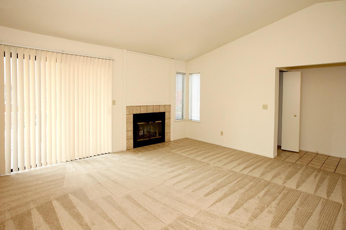 Bakersfield Apartment: 8200 Kroll Way