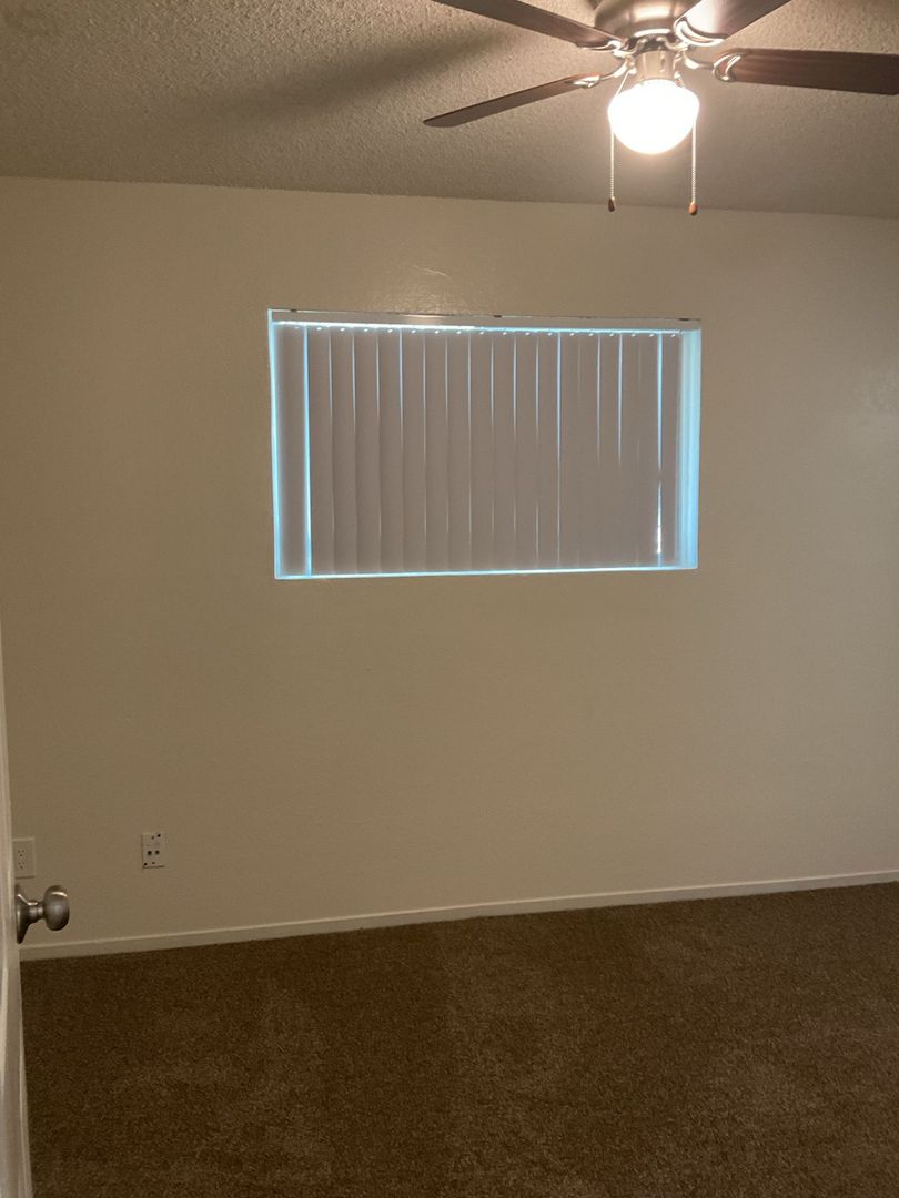 Fresno Apartment: 4760 E. Butler