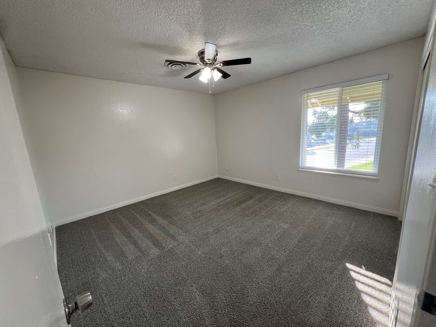 Raintree Garden Apartments 6 of 12
