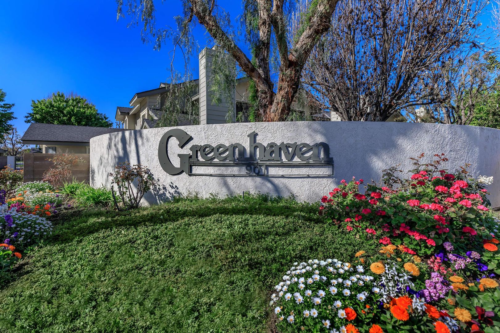 Bakersfield Apartment: 901 Mohawk St.