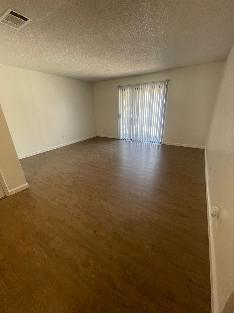 Fresno Apartment: 1830 E Fir Ave.
