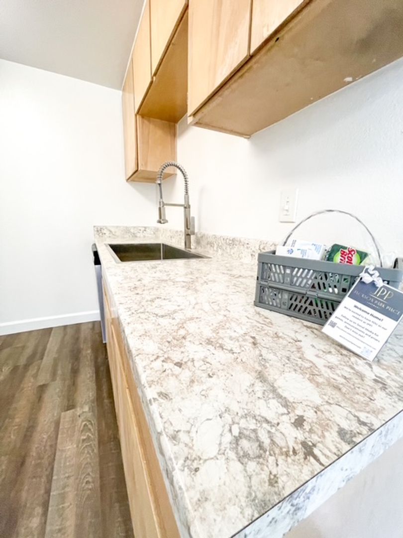 Fresno Apartment: 1830 E Fir Ave.