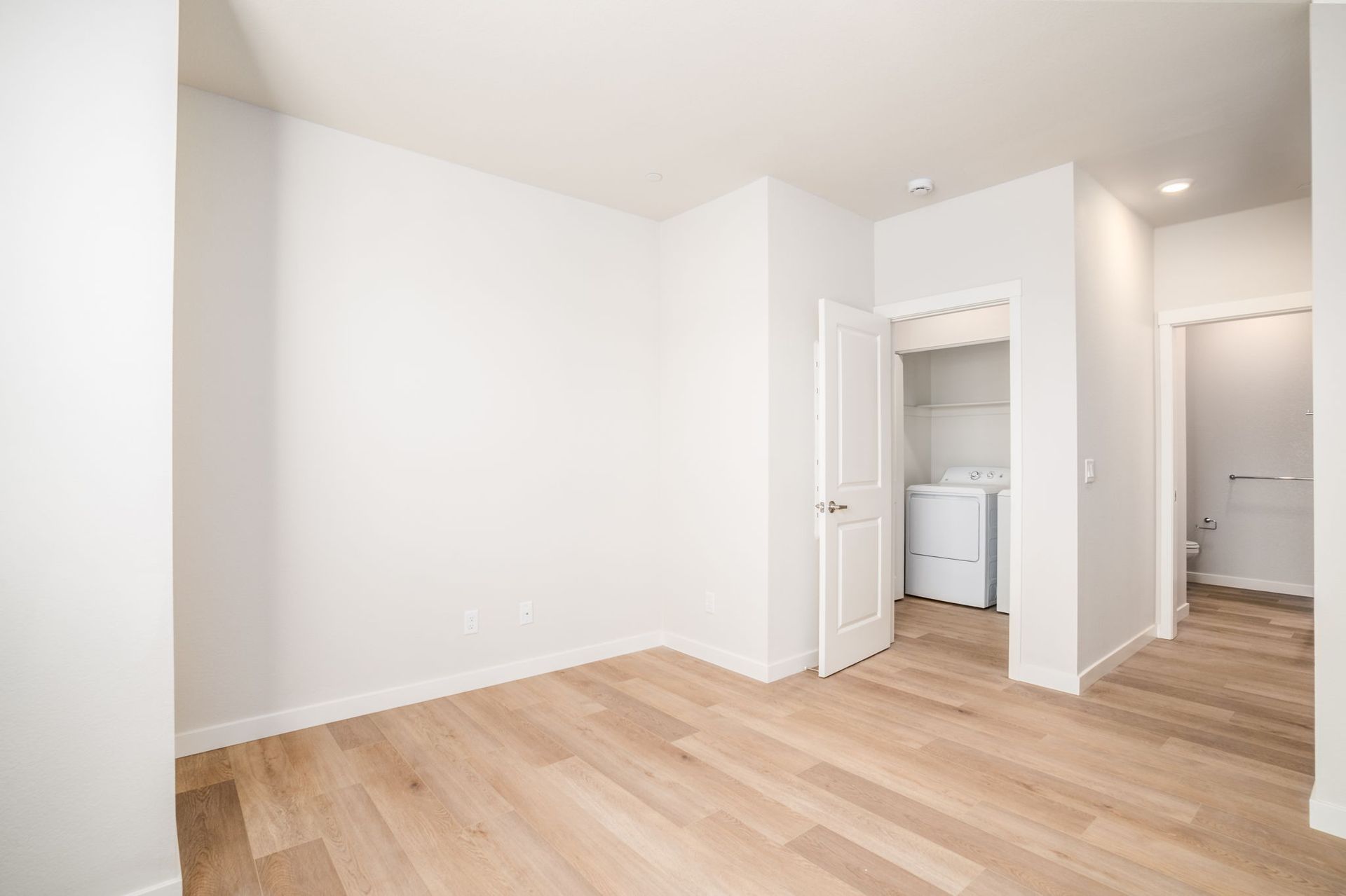 Laundry room at Merced Horizons (1 of 2)