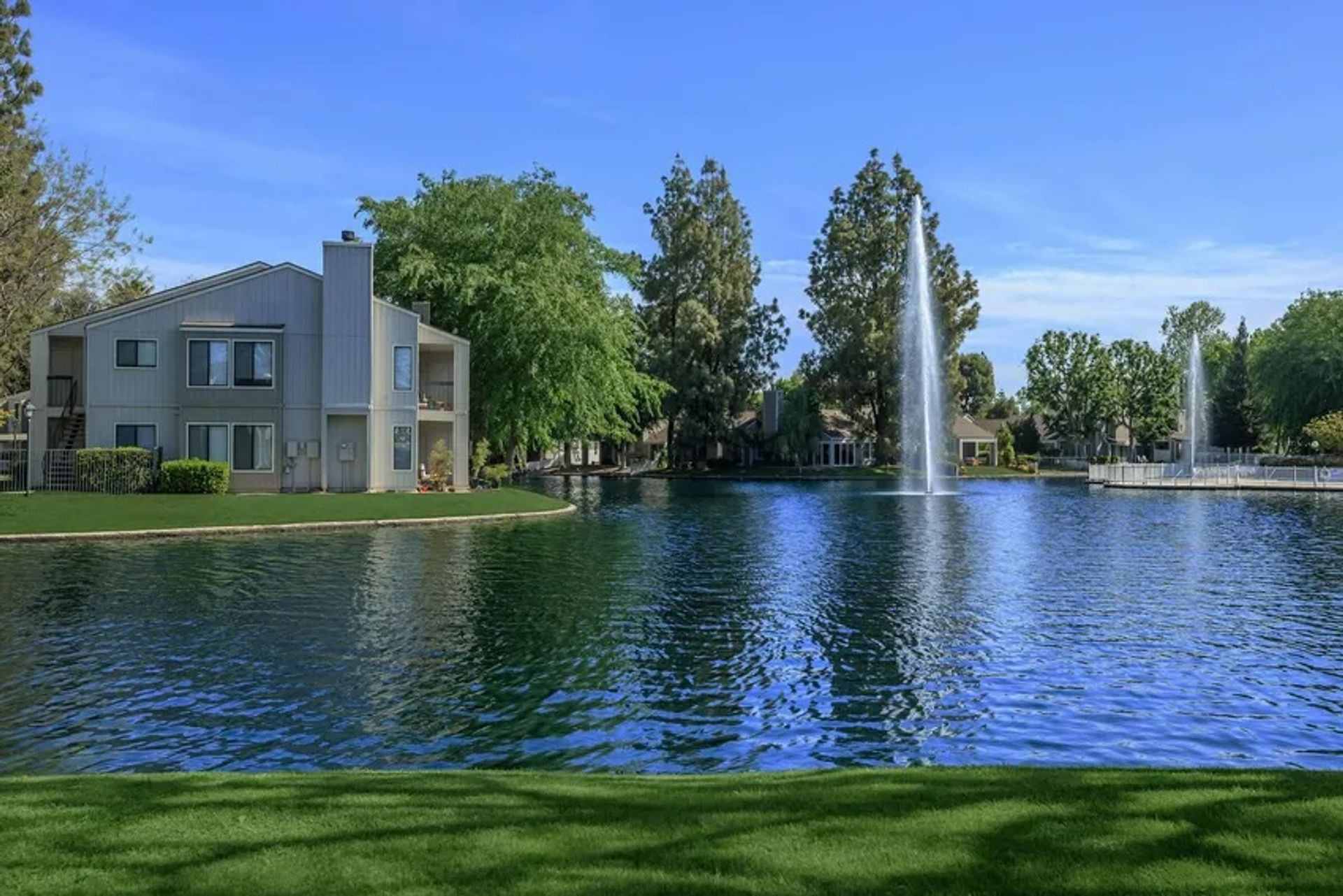 Bakersfield Apartment: 8200 Kroll Way
