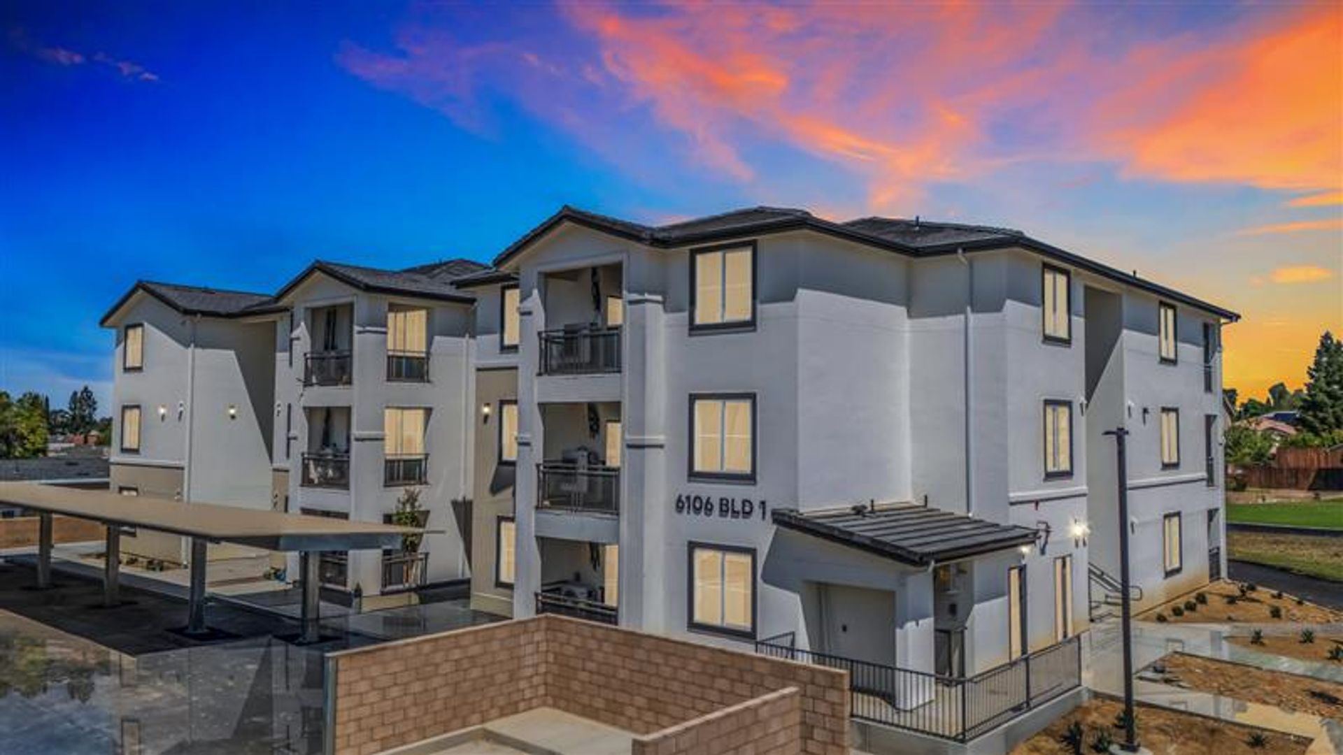 Bakersfield Apartment: 6106 Auburn St.