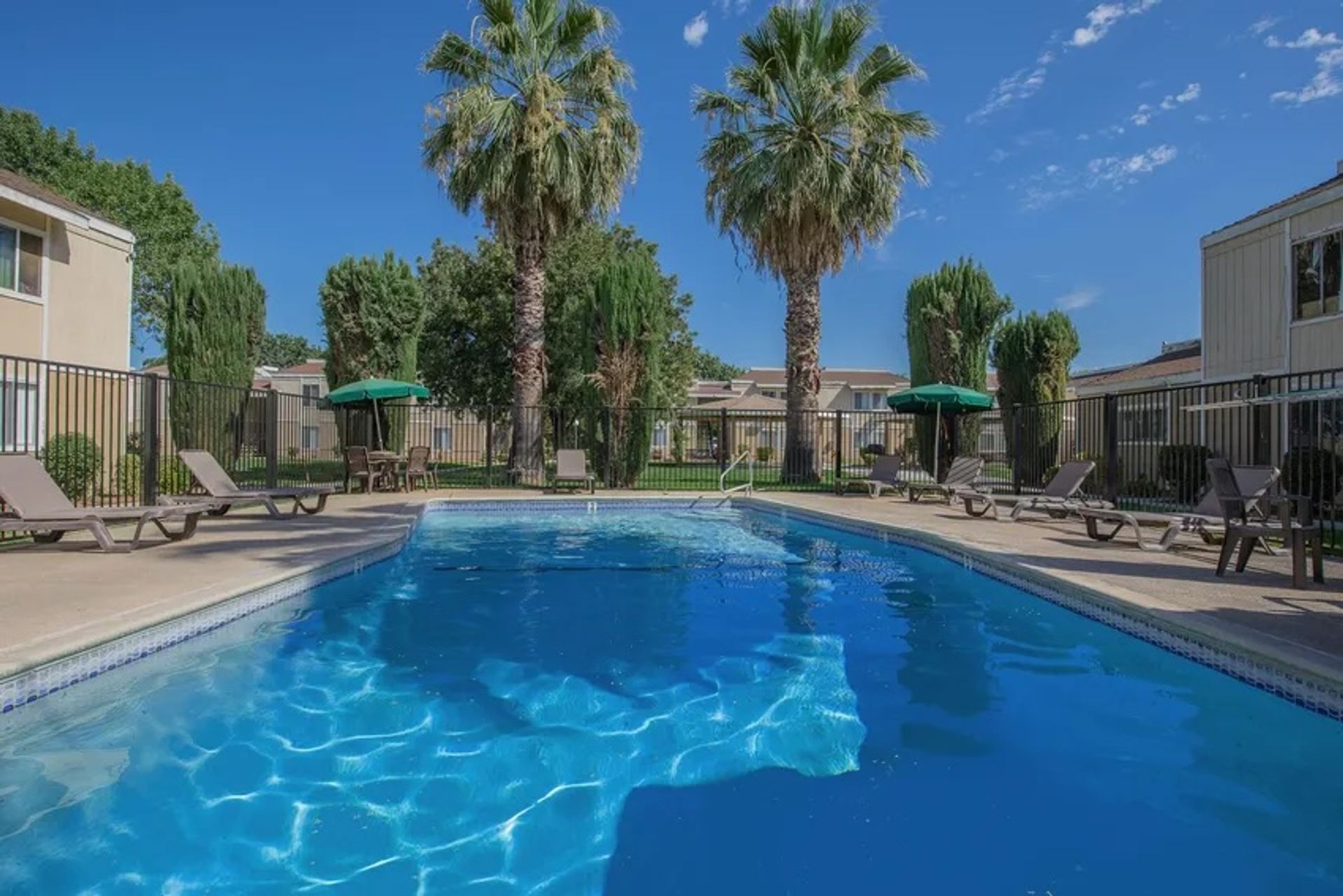 Merced Apartment: 925 Loughborough Dr