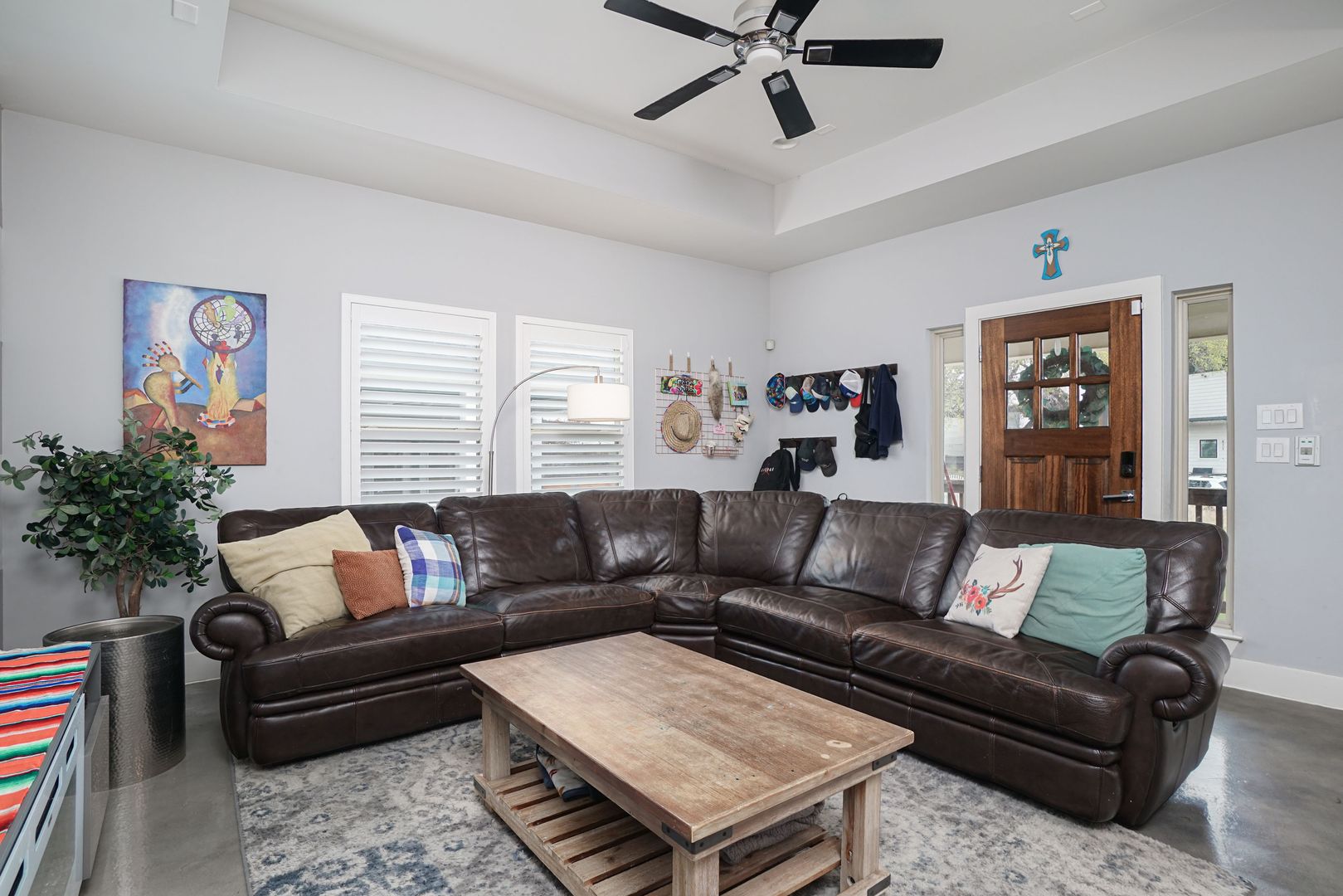 San Antonio House: 612 Leigh St