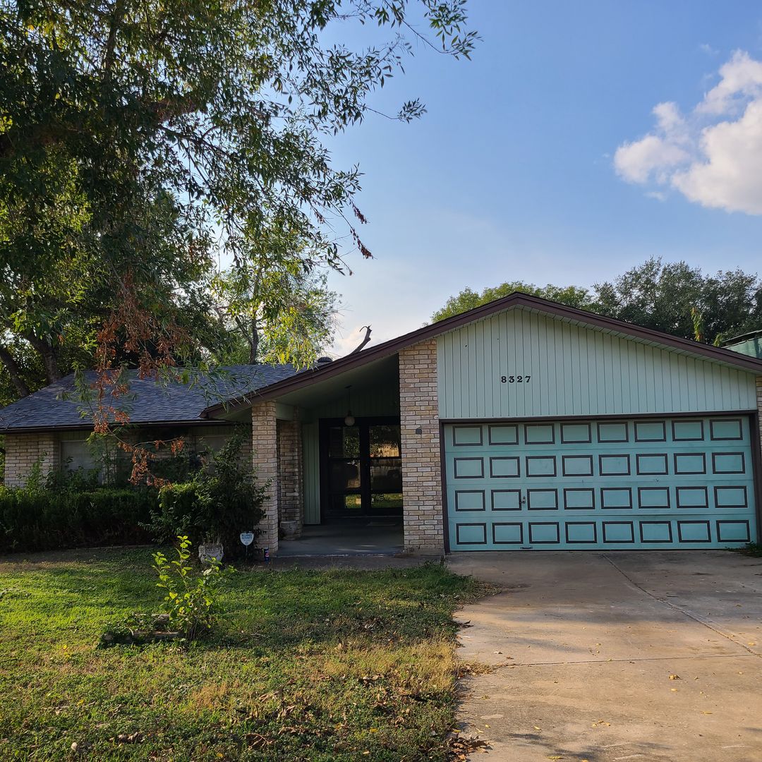 San Antonio House: 8327 Lime House