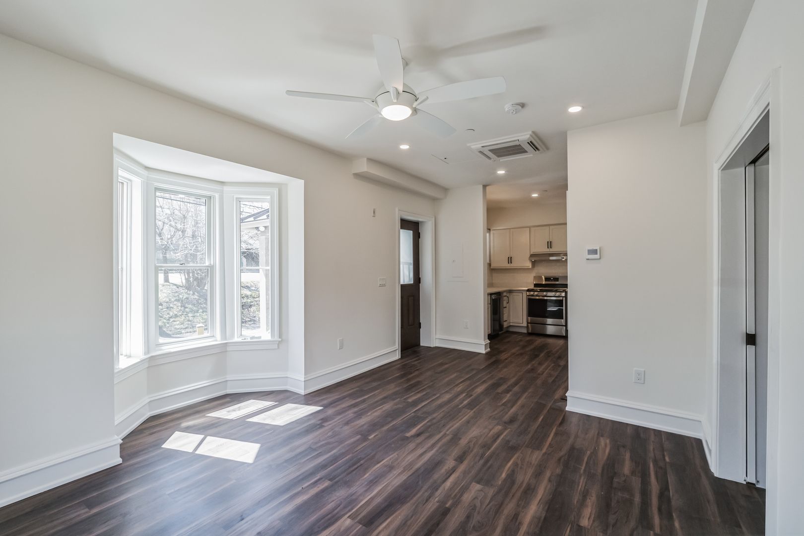 Wayne Apartment: 1 Pennsylvania Ave