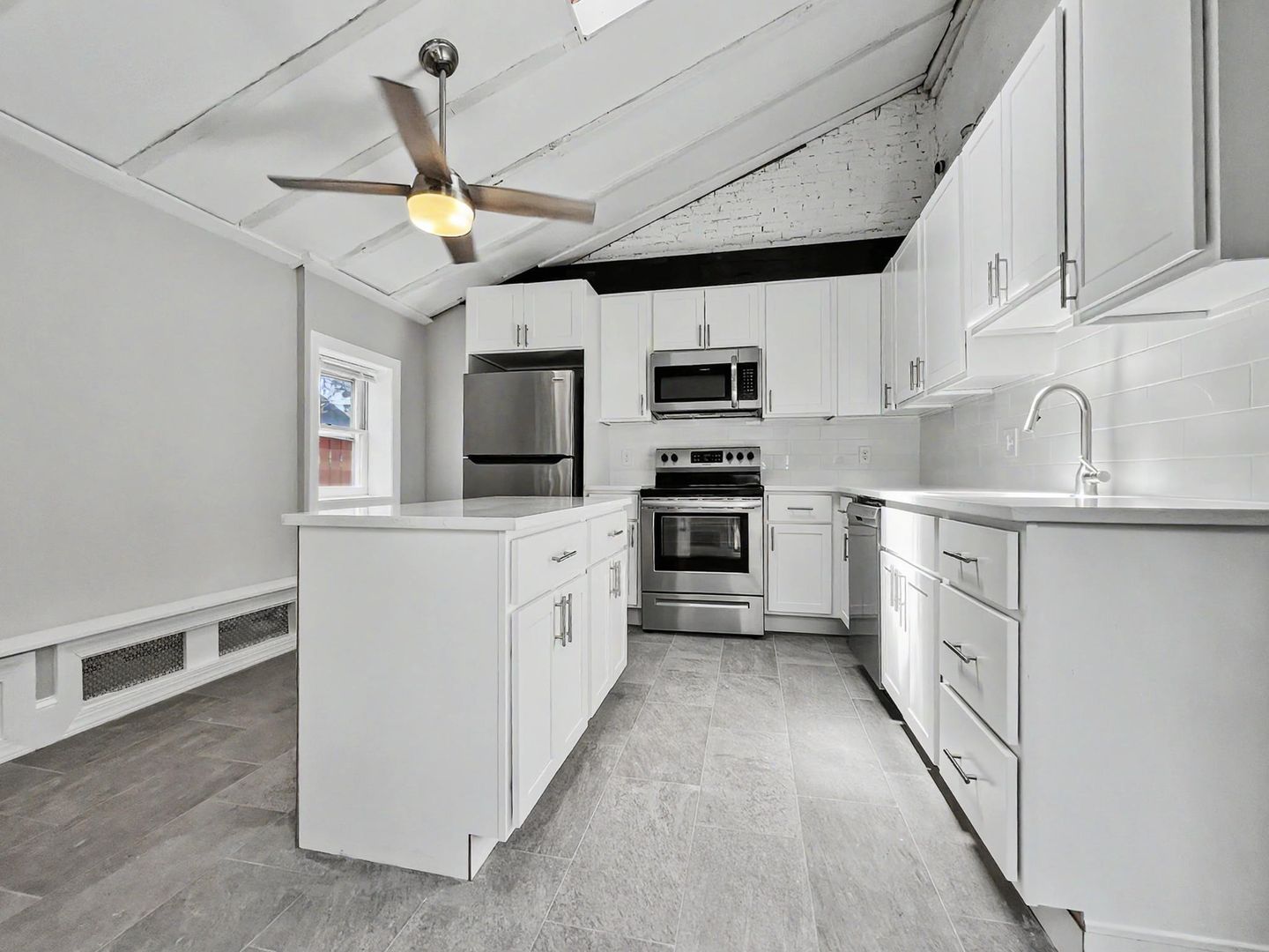 West Chester Apartment: 130 E Chestnut St