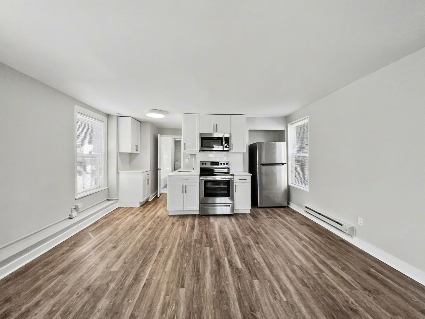 Media Apartment: 327 Meetinghouse Ln