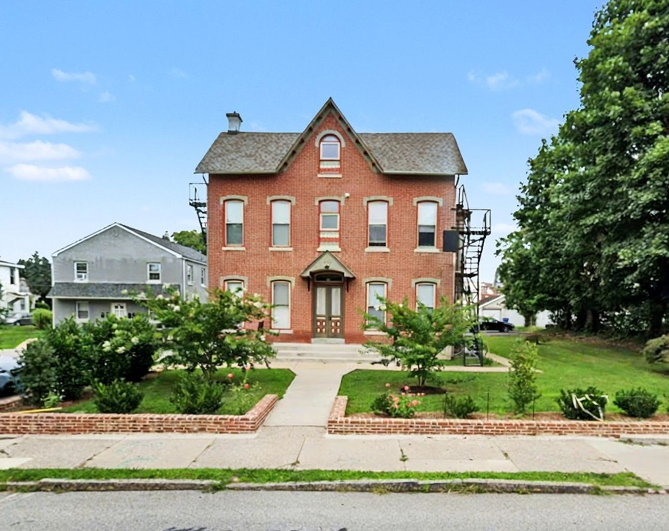West Chester Apartment: 609 S High Street