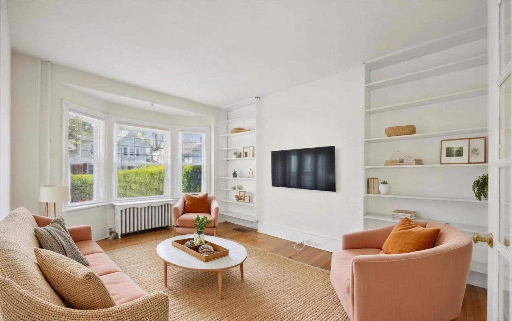 Bryn Mawr House: 1037 Rees Avenue