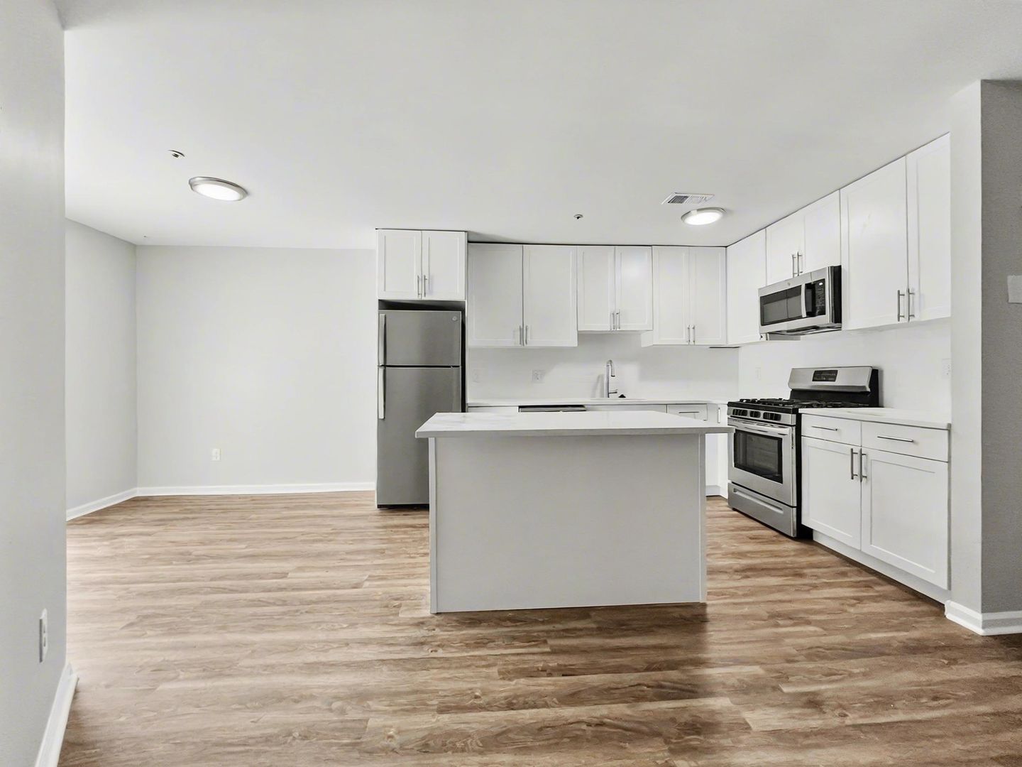 King of Prussia Apartment: 514-536 Crooked Ln