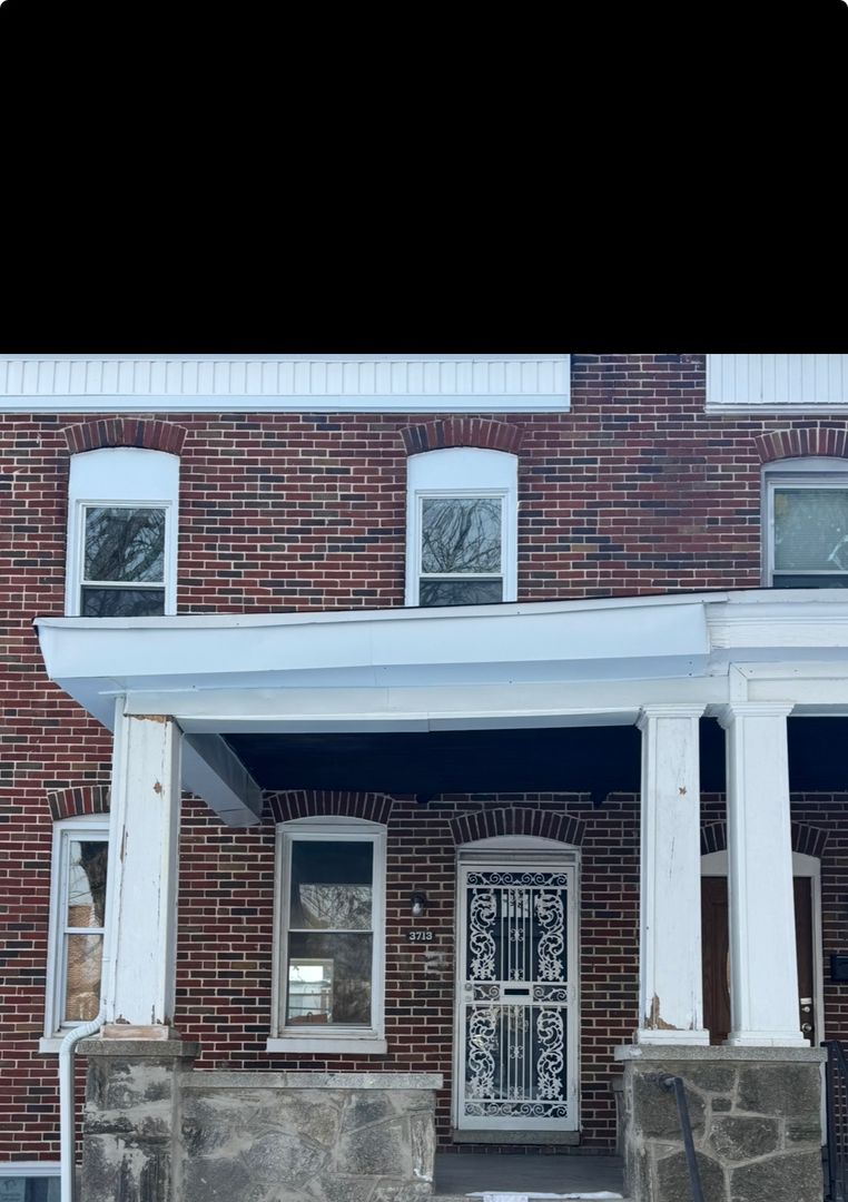 Baltimore House: 3713 Oakmont