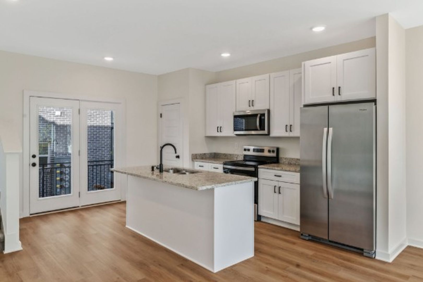 Lebanon House: 310 Cedar St - Unit 1