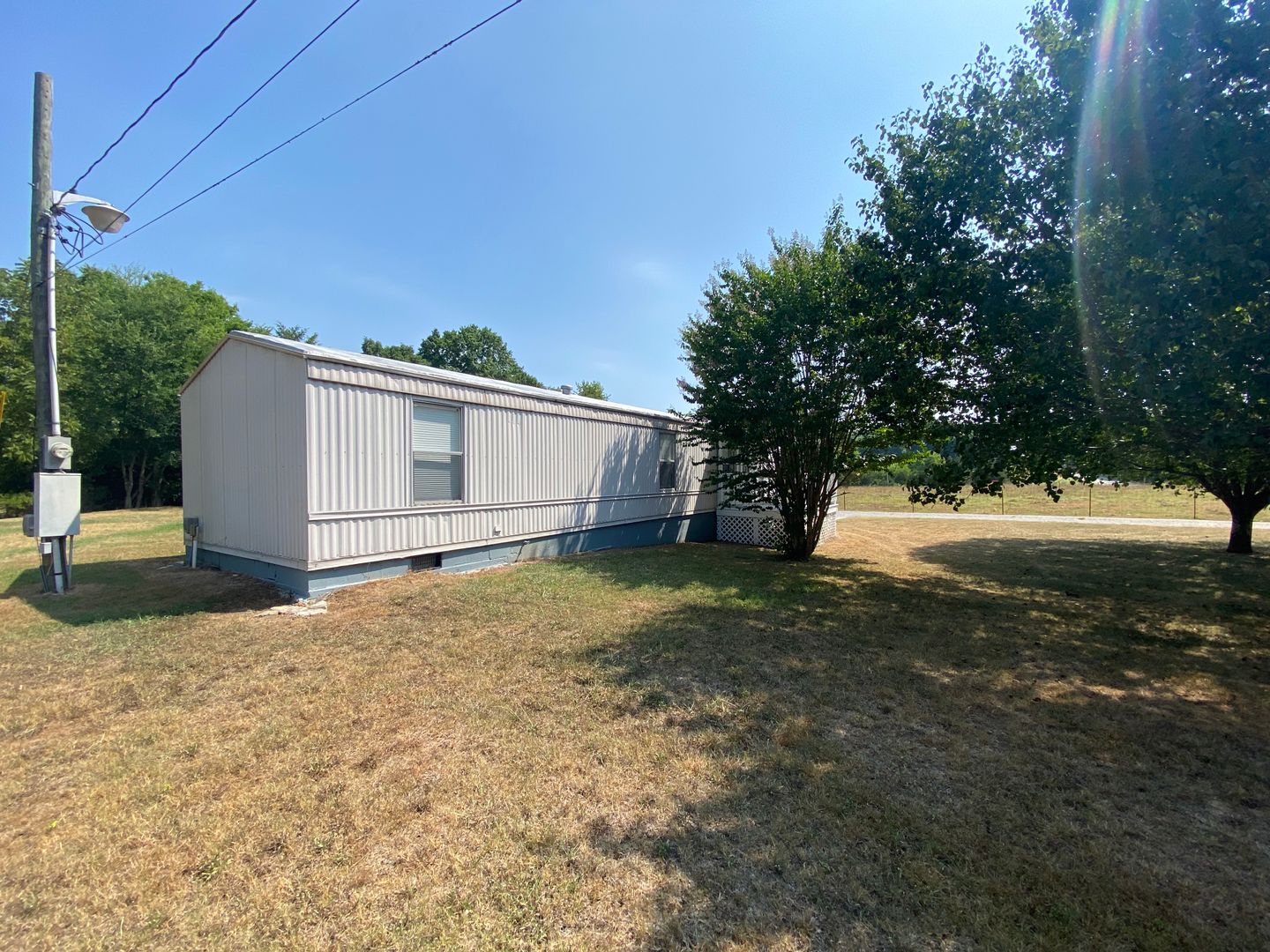 Lebanon House: 7447 Carthage Hwy
