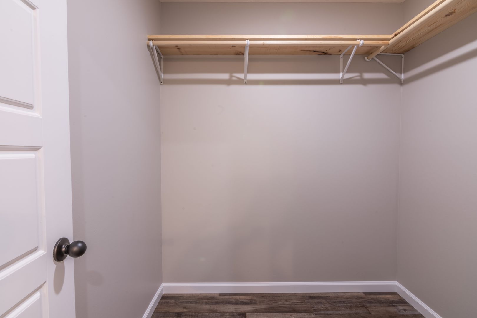 Lafayette Apartment: 725 Oak St.