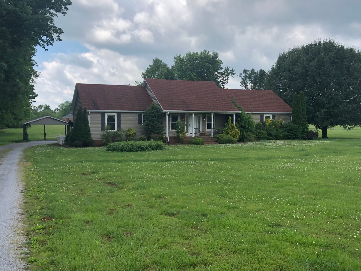 Lebanon House: 2150 Tuckers Gap Road
