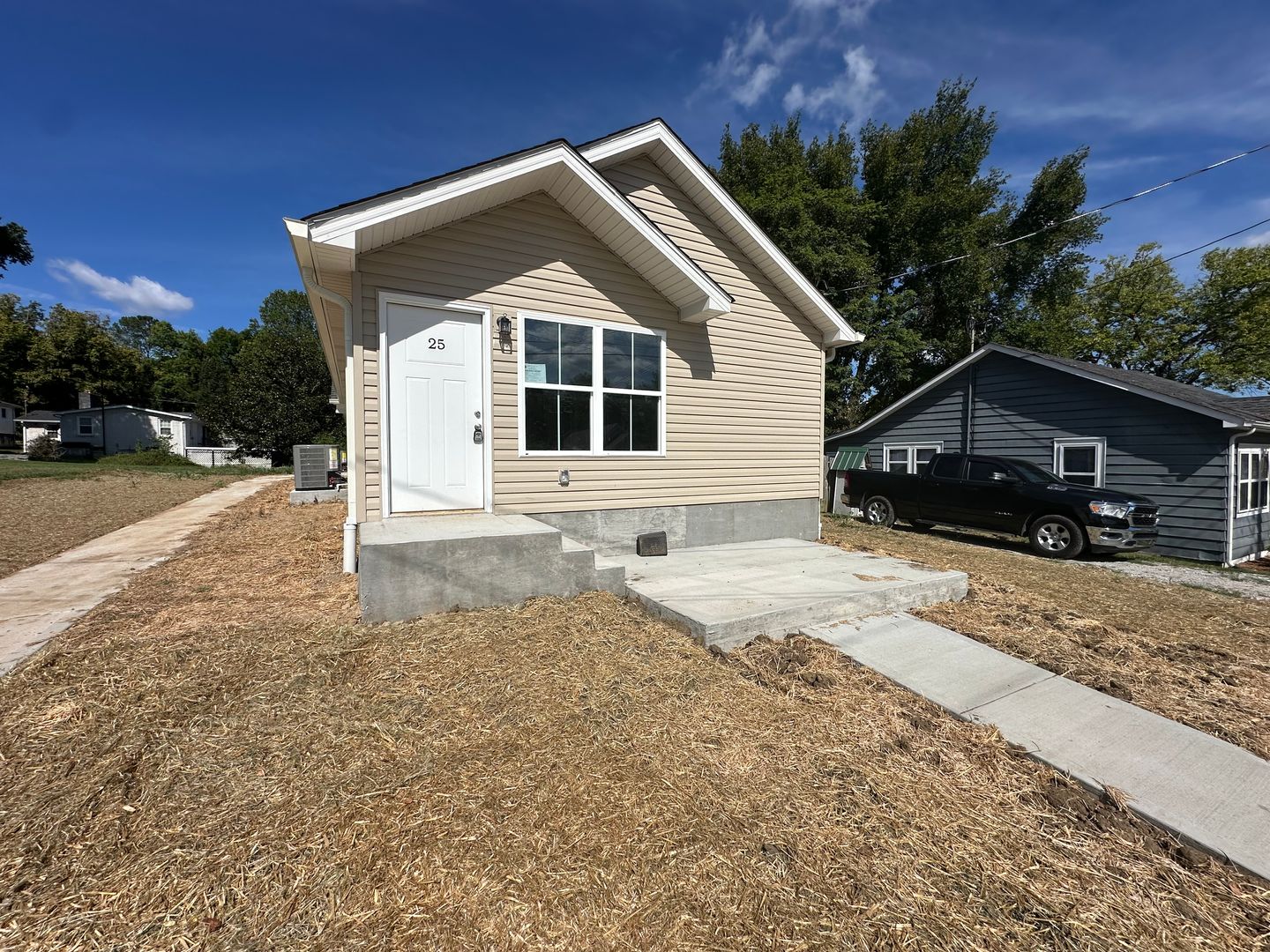 Hartsville House: 25 Wyatt Ln