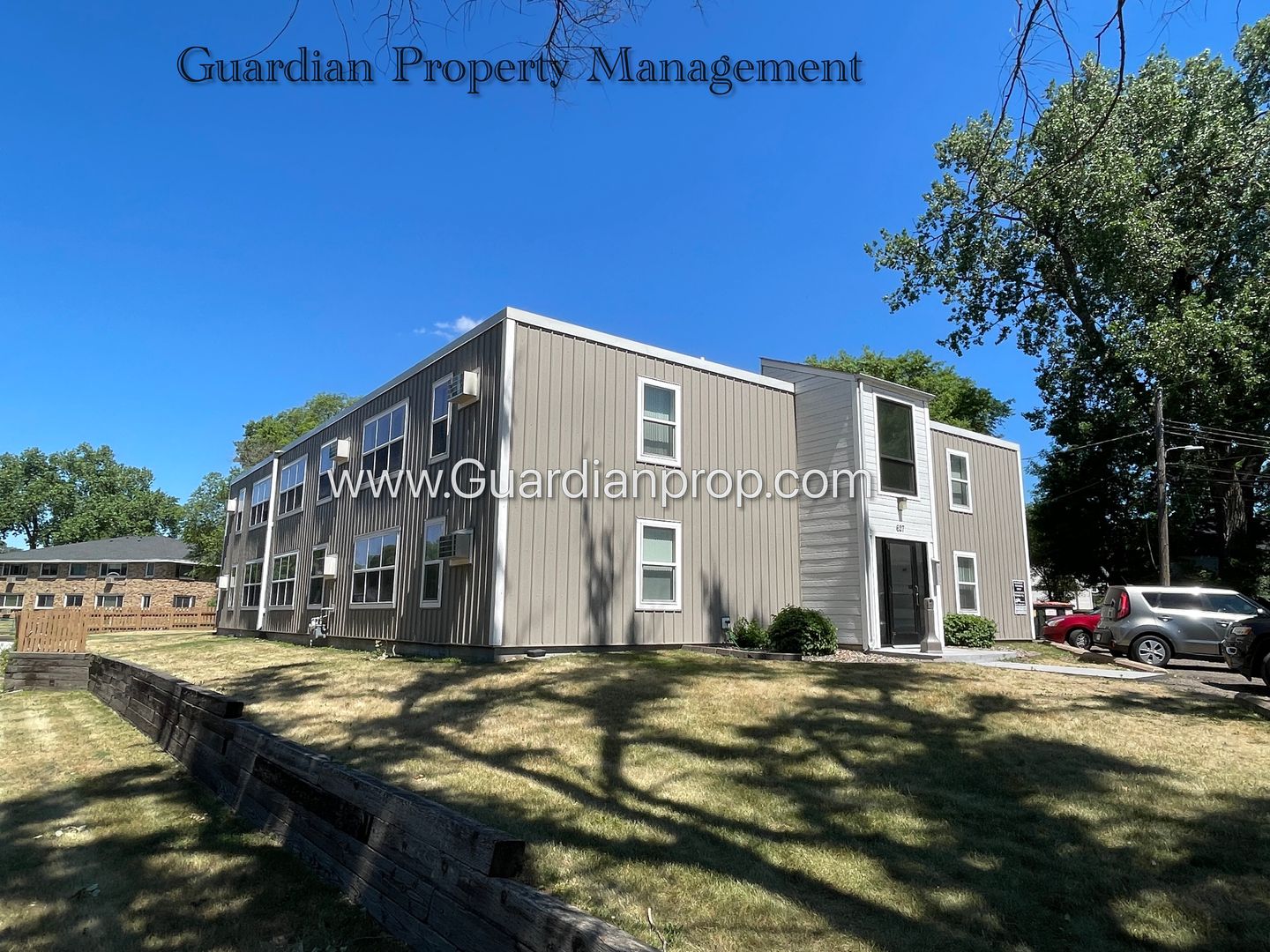 Minneapolis Apartment: 627 Polk St NE - #2