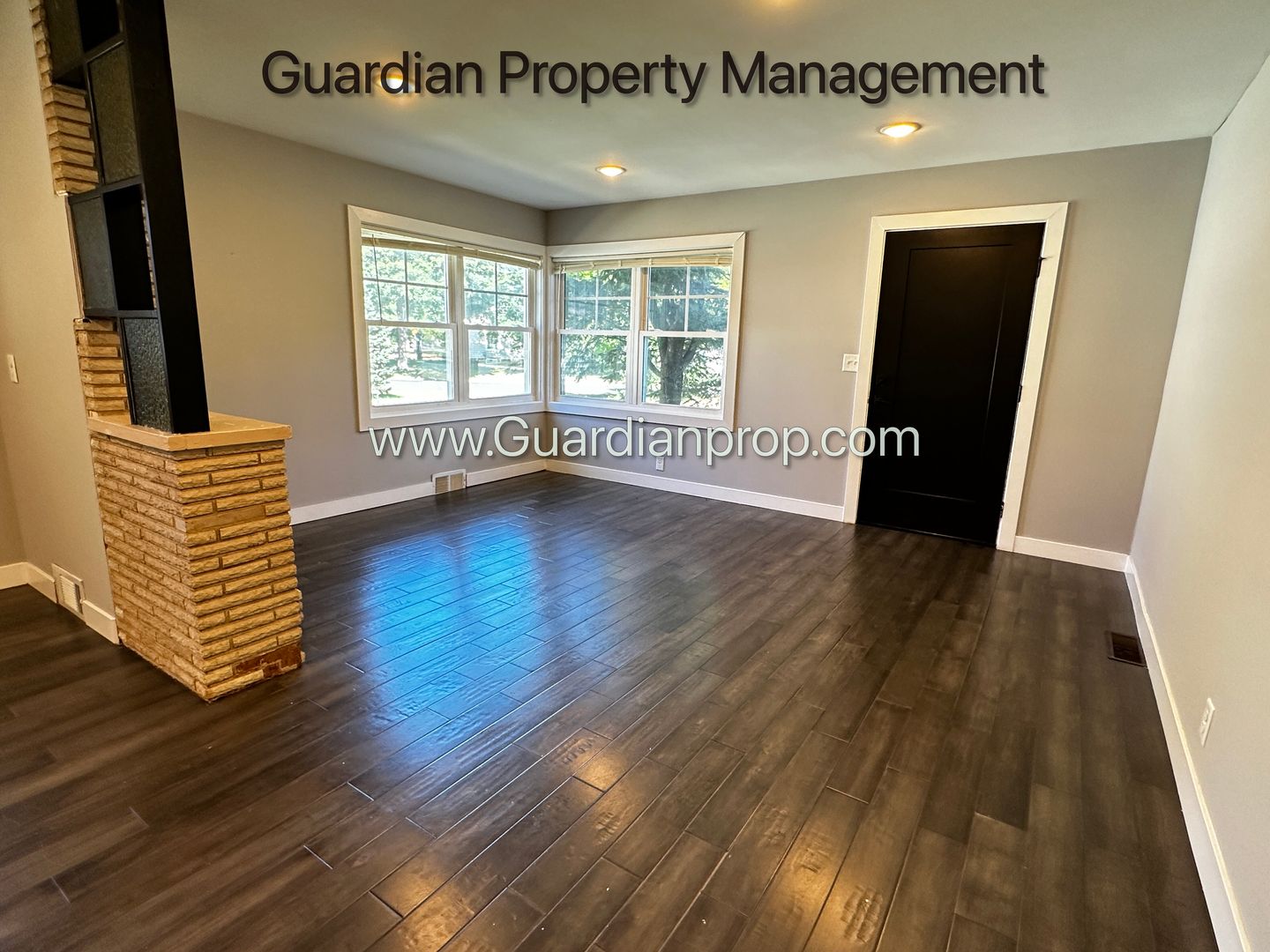 St. Louis Park Apartment: 3282-3284 Idaho Ave. S.