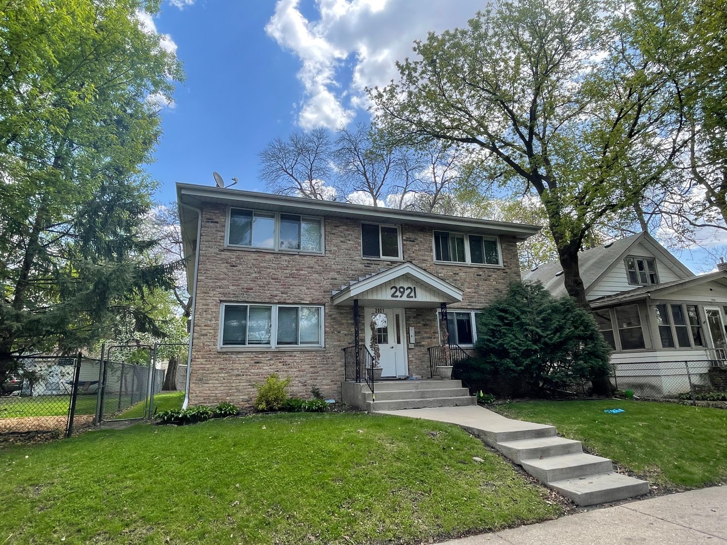 Minneapolis Apartment: 2921 30th Ave S