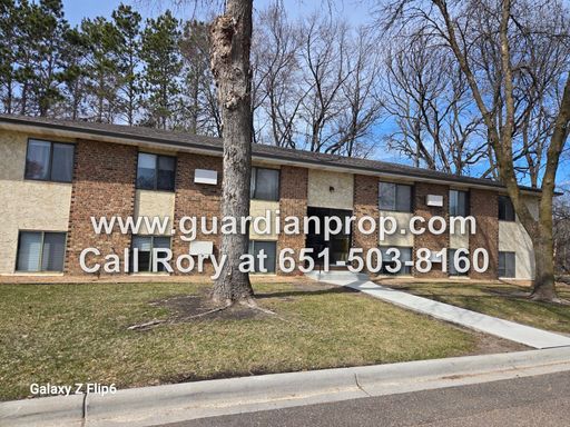 Main Floor Unit Available Now, Stainless Appliances, A/C, Updated Bathroom, Free Parking