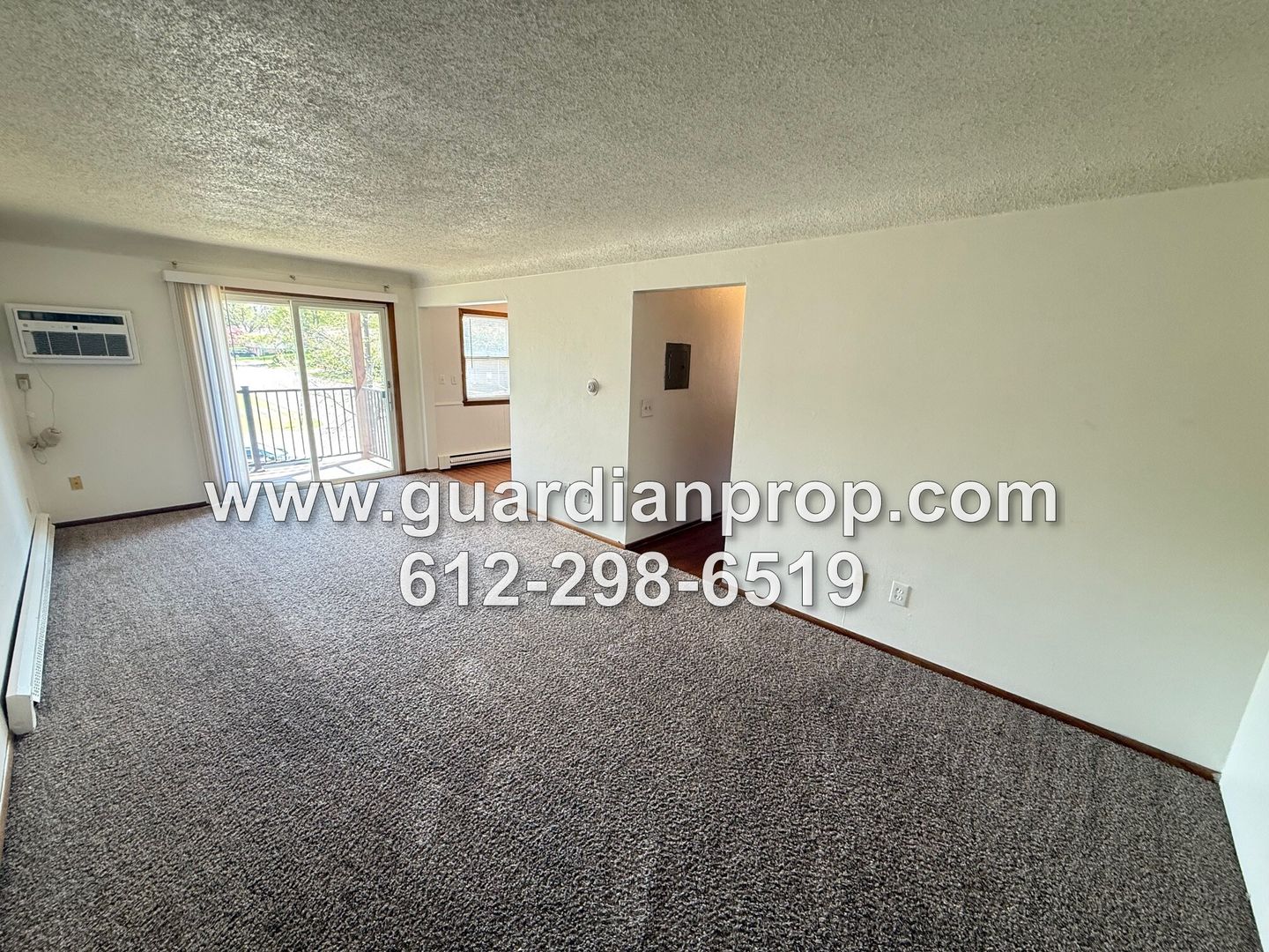 South St. Paul Apartment: 352 21st Ave S