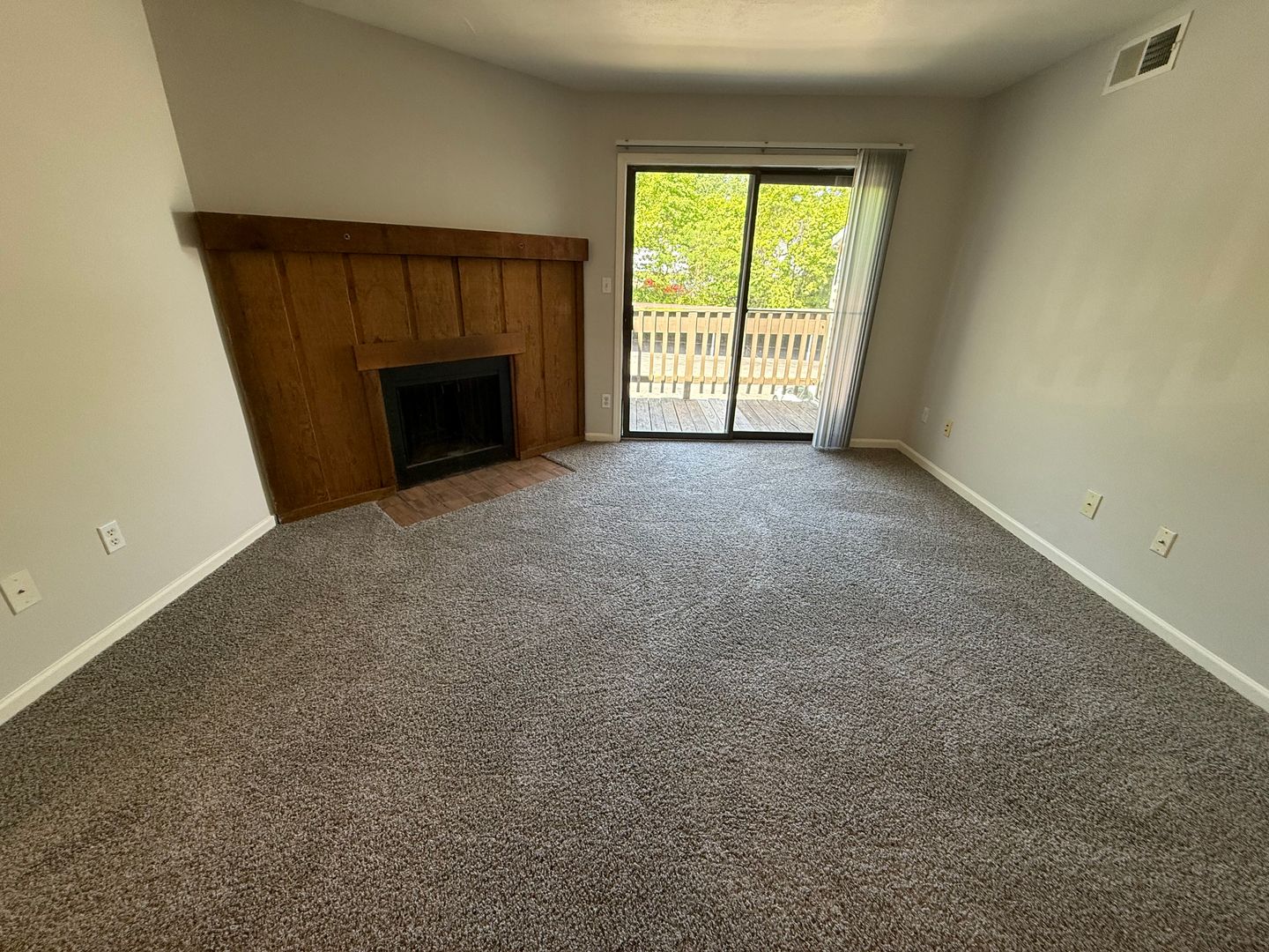 Evansville Apartment: 360 South Rosenberger Avenue