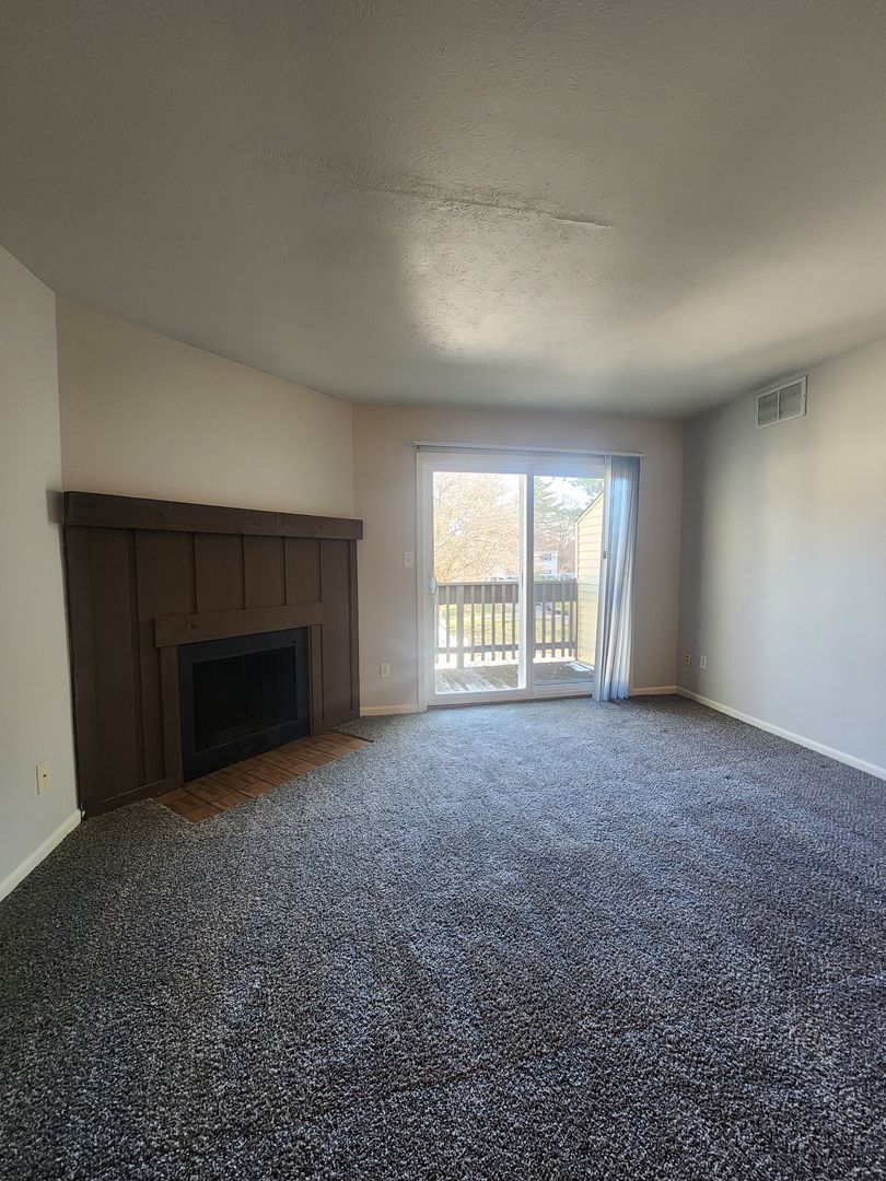 Evansville Apartment: 360 South Rosenberger Avenue