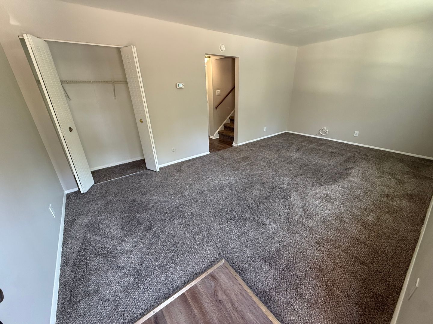 Evansville Apartment: 4807 Lakeside Dr.