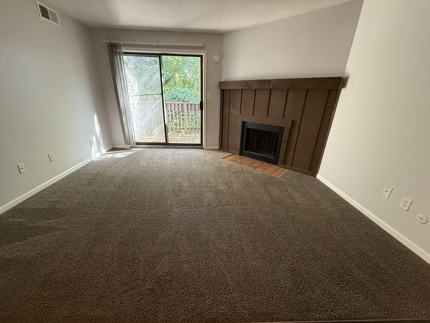 Evansville Apartment: 360 South Rosenberger Avenue