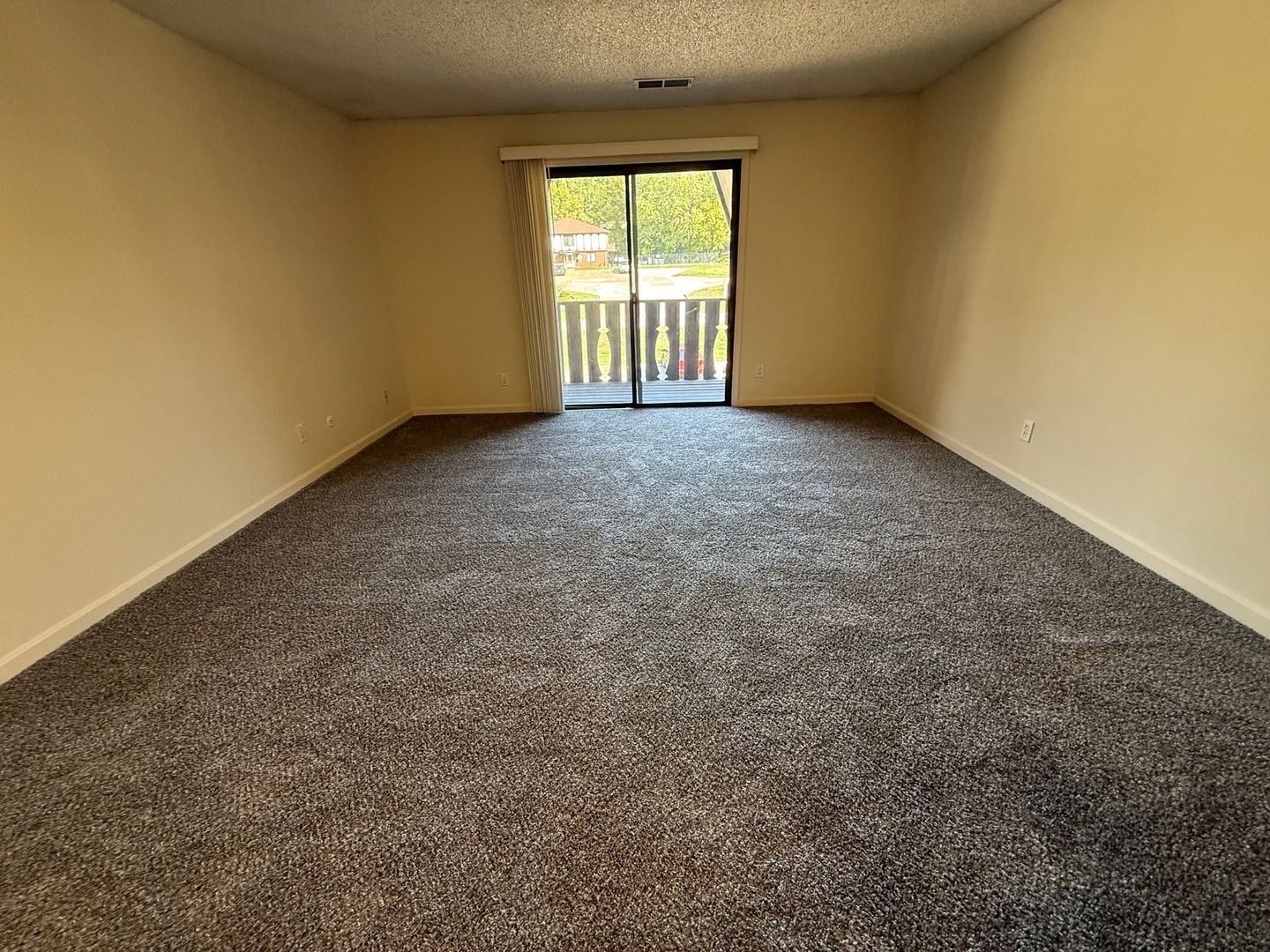 Evansville Apartment: 5001 Lakeside Court