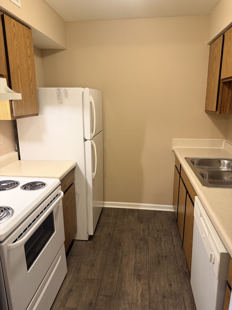 Evansville Apartment: 360 South Rosenberger Avenue