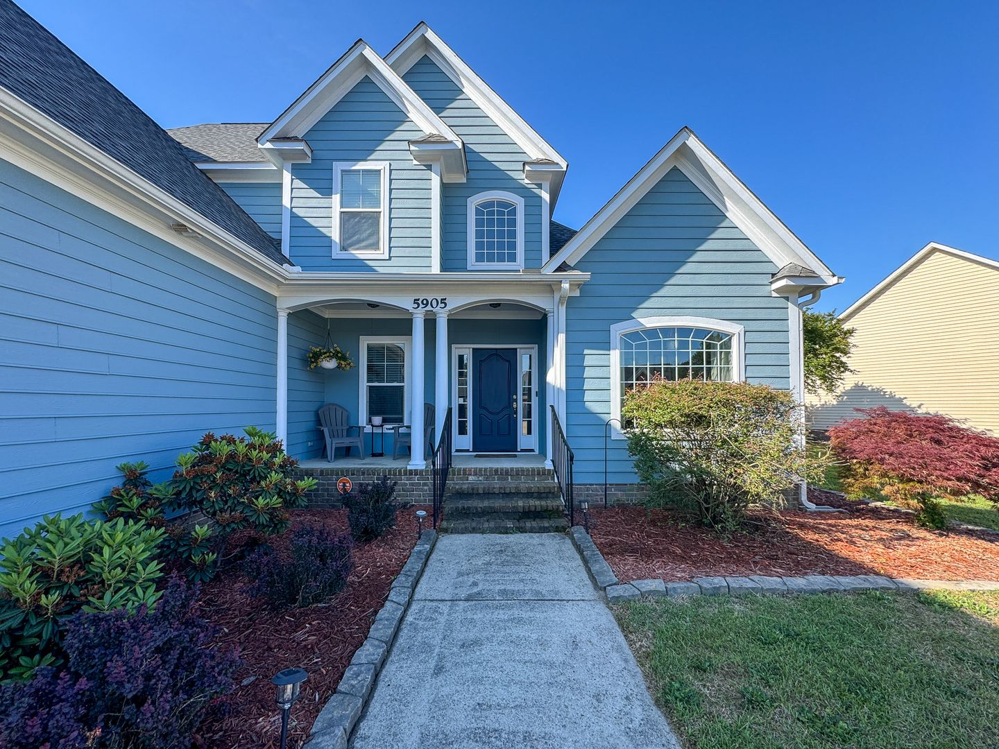 Hope Mills House: 5905 Gentleman Drive