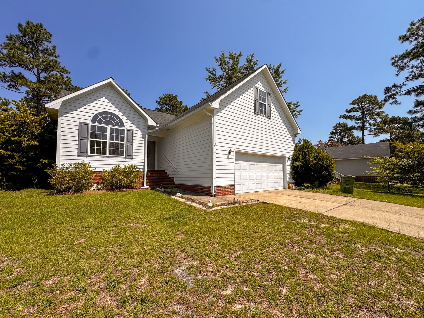 Raeford House: 118 Jefferson Drive