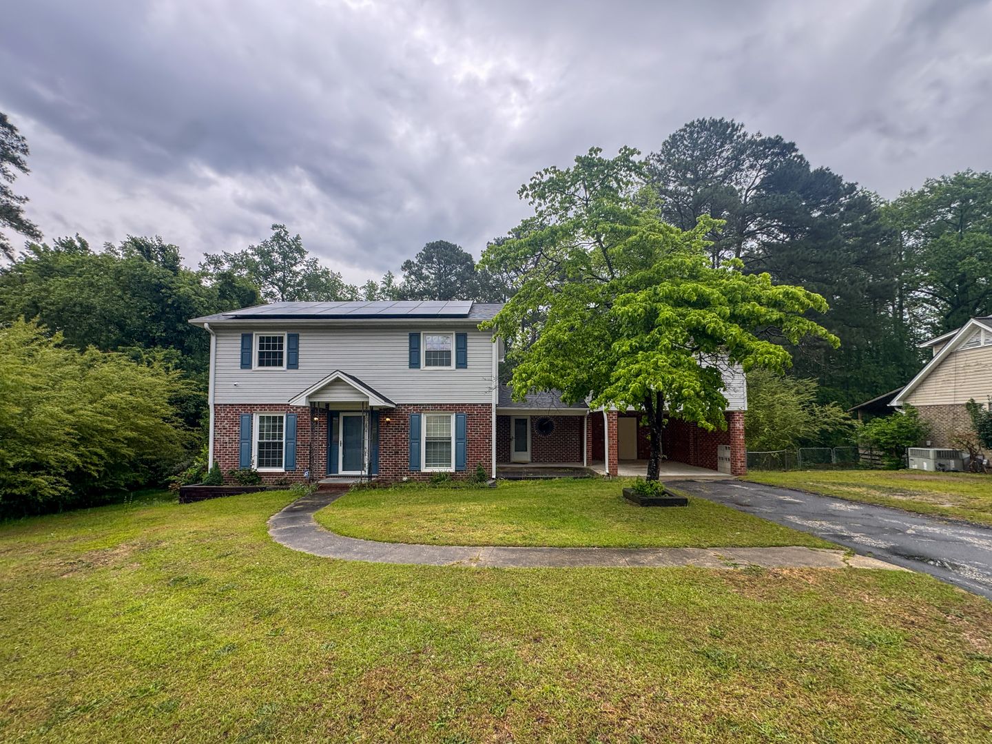 Fayetteville House: 726 Dandridge Drive