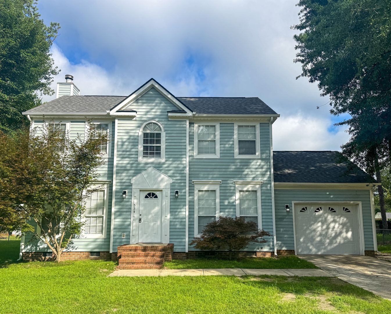 Fayetteville House: 534 Stacy Weaver Drive