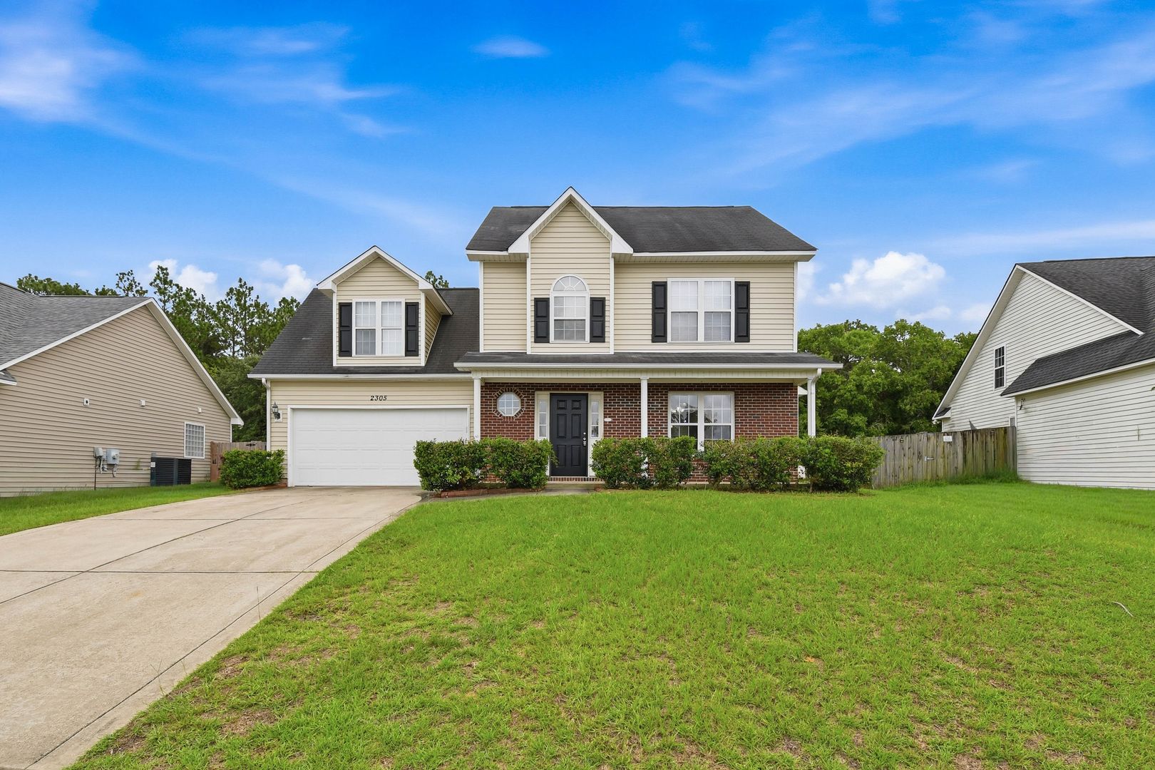 Fayetteville House: 2305 Gray Goose Loop