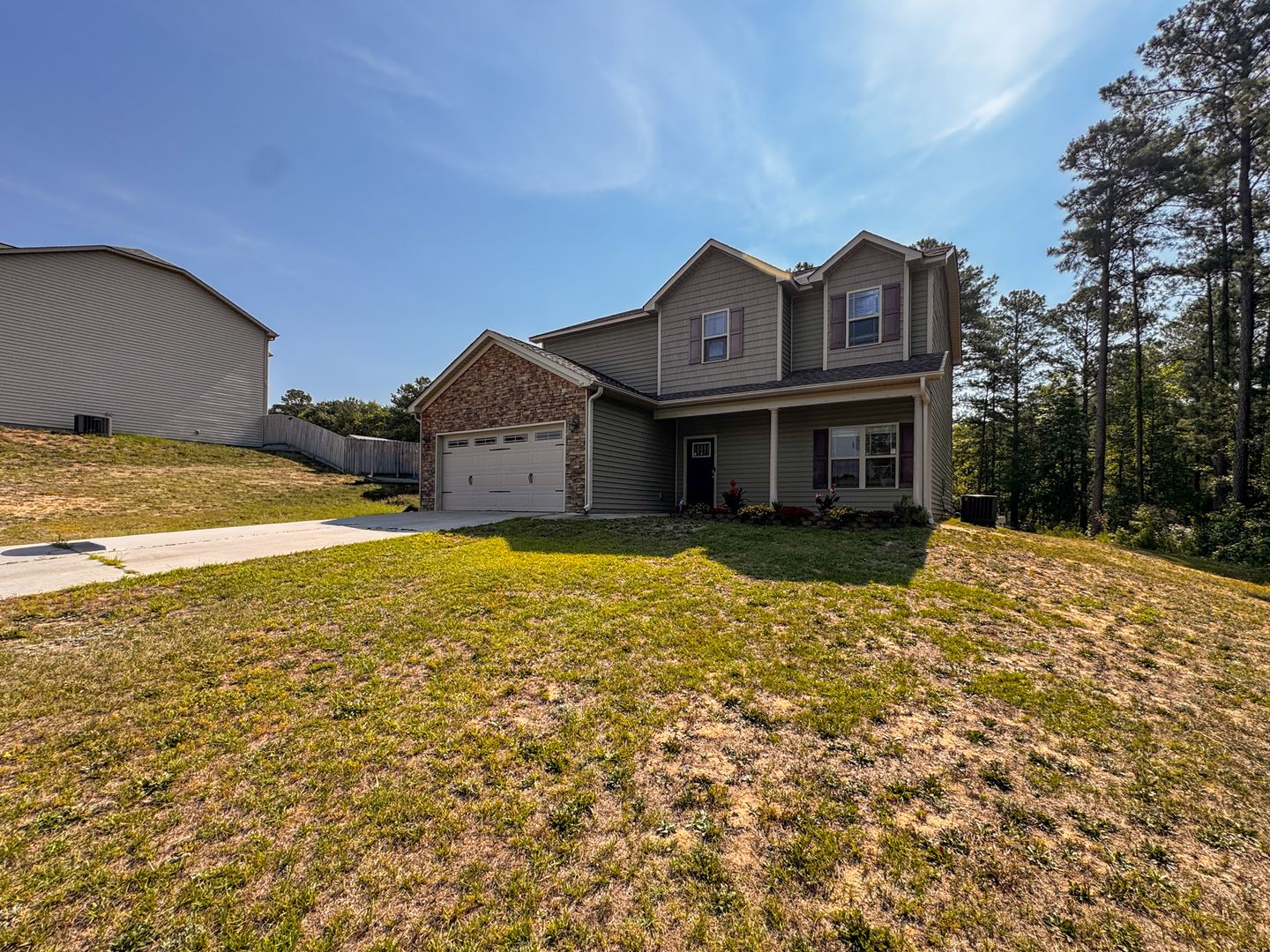 Raeford House: 267 High Leaf Drive